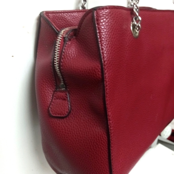 Guess Los Angeles Women's Shoulder Metal Strap Purse - Picture 3 of 14